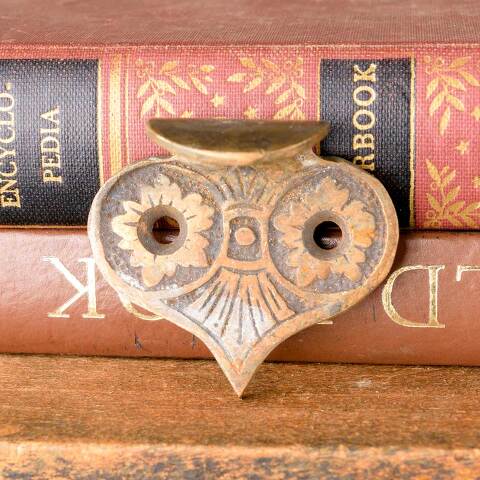 #50620 Antique Bronze Window Sash Finger Lift image 2