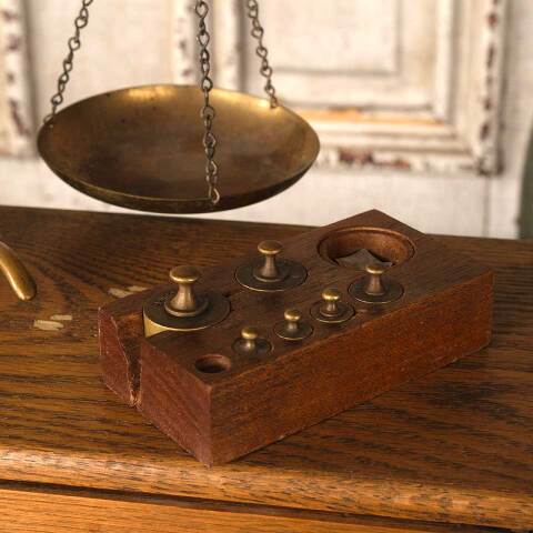 #51625 Antique Brass Balance Scale & Oak Case image 6