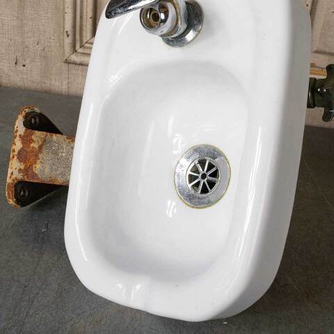 #51991 Salvaged Antique School Drinking Fountain image 6