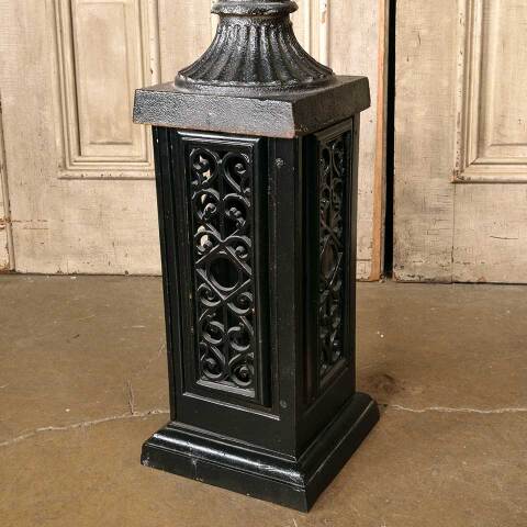 #52440 Cast Iron Garden Urn & Pedestal image 5