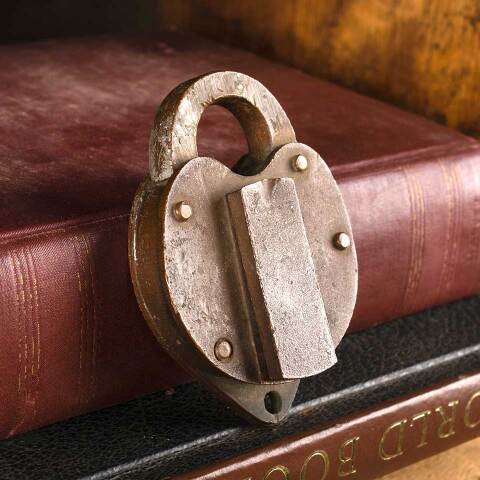 #52614 Antique Brass Heart Railroad Switch Padlock image 3