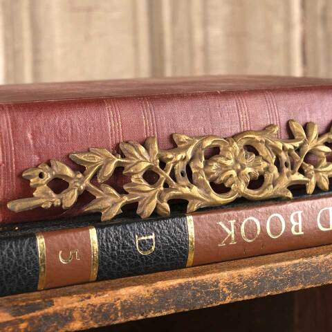 #53024 Antique Brass Furniture Pediment Appliqué image 2