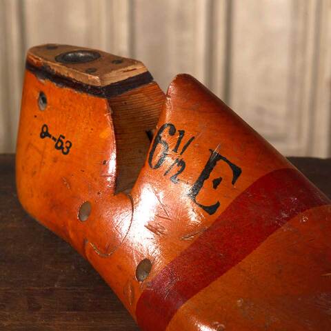#53208 Vintage Size 6 1/2 Wood Shoe Mold Form image 6