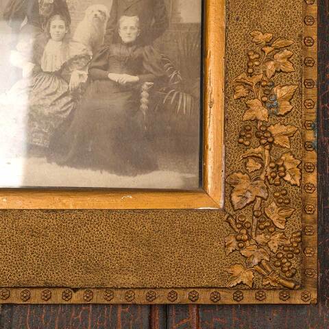 #53488 Antique Victorian Picture Frame & Portrait image 4