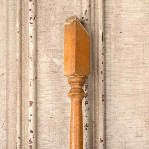 #53764 Antique Turned Oak Wood Staircase Baluster image 2