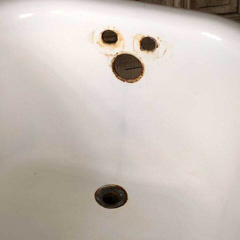 #54015 Antique Cast Iron Clawfoot Bathtub image 6