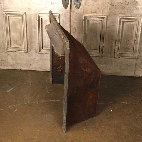 #54032 30x30 Antique Fireplace Surround & Insert image 6