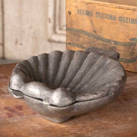 #54078 Vintage Cast Pewter Seashell Chocolate Mold image 6
