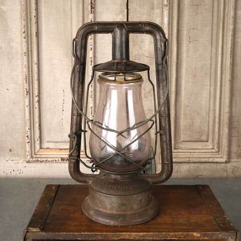 #54140 Antique DIETZ MONARCH Kerosene Lantern image 4