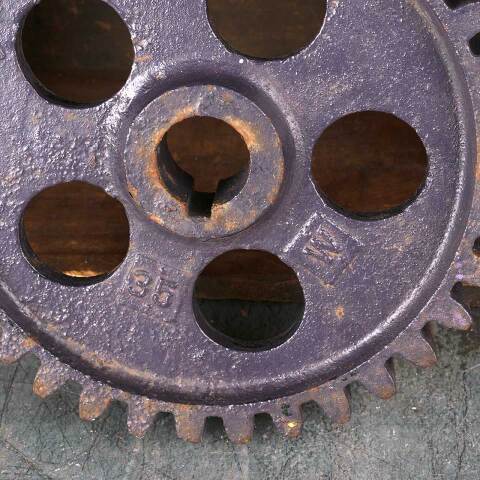 #54148 9" Cast Iron Industrial Gear image 5