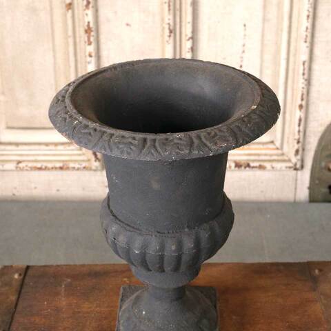 #54411 10" Cast Iron Garden Urn Planter image 4