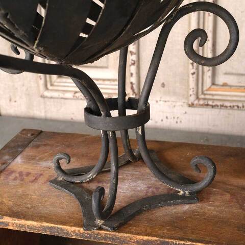 #54656 Decorative Wrought Iron Urn Basket image 6