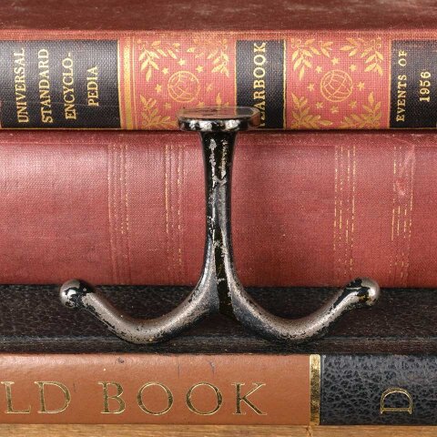 #54793 Salvaged Antique Cast Iron Double Coat Hook image 2