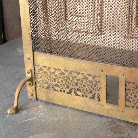 #54978 38x31 Antique Brass Fireplace Ember Screen image 2