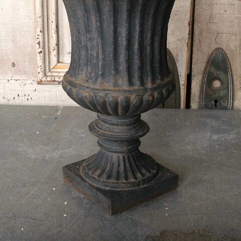#55444 14" Antique Cast Iron Garden Urn Planters image 3