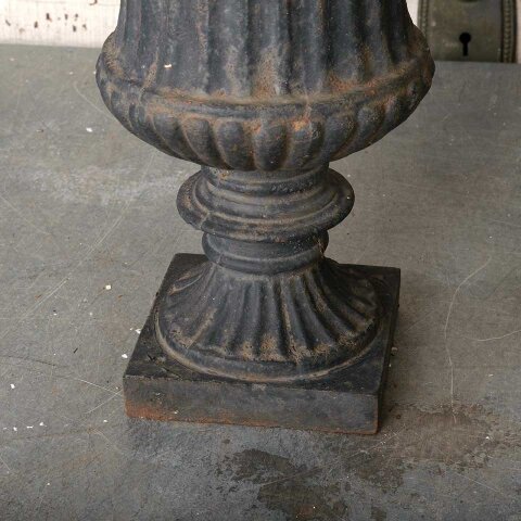 #55444 14" Antique Cast Iron Garden Urn Planters image 7