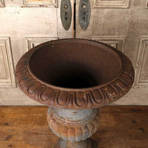 #55826 23x30 Antique Cast Iron Garden Urn Planter image 3