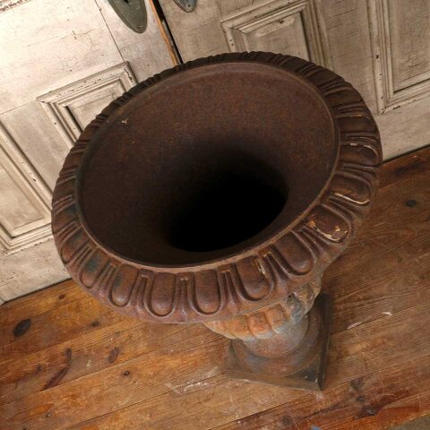 #55826 23x30 Antique Cast Iron Garden Urn Planter image 6