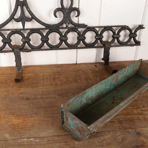 #55865 Repurposed Iron Widow's Walk Wall Planter image 6