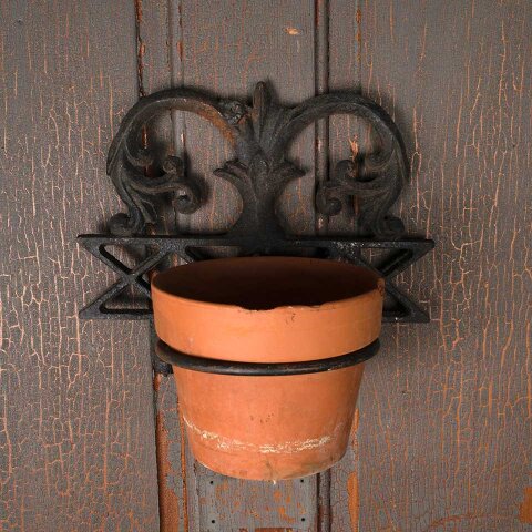 Repurposed Cast Iron Wall Planter Pot Holder