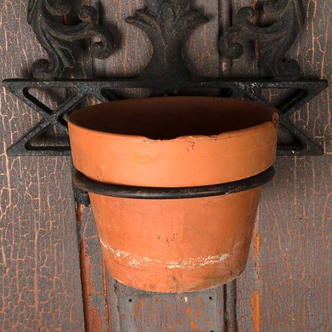 #55896 Repurposed Cast Iron Wall Planter Pot Holder image 2