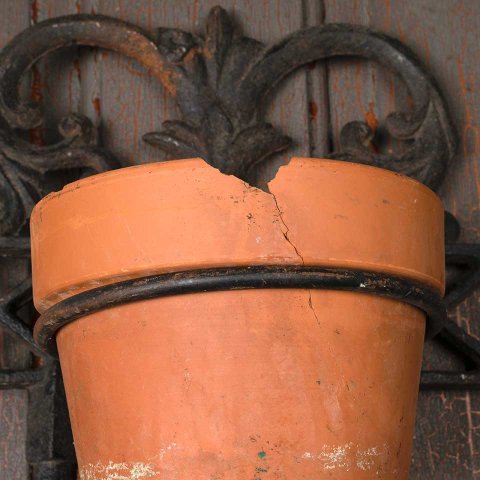 #55896 Repurposed Cast Iron Wall Planter Pot Holder image 3
