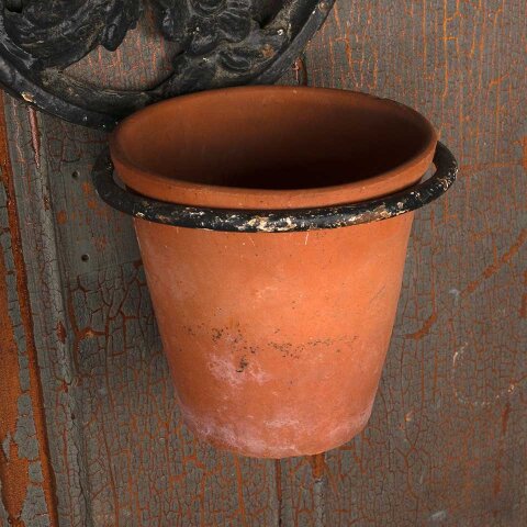 #55897 Vintage Cast Iron Wall Mount Planter Holder image 4