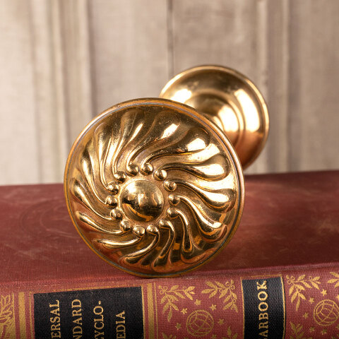 #6882 Antique Brass Corbin Doorknobs image 6